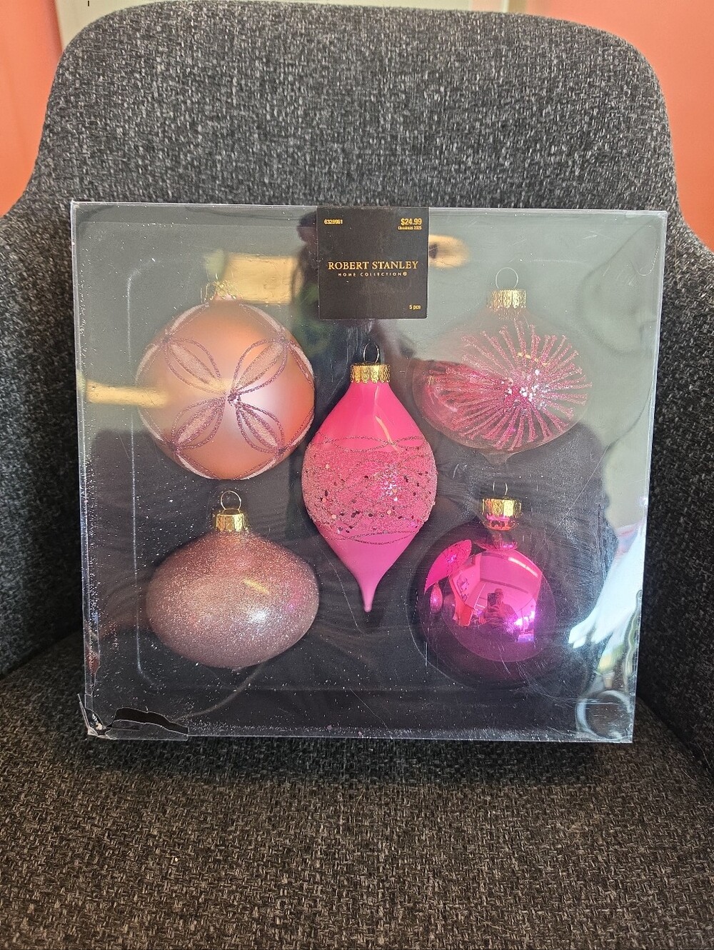 NIB Robert Stanley Set Of 5 Large Bauble Pink Christmas Tree Ornaments Glitter